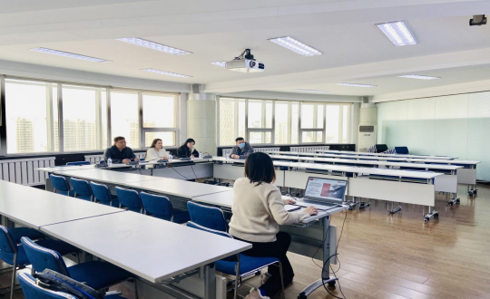 6.湖西街道经济副主任一行莅临金沙js800000集团发展主题就业对接活动_副本.png