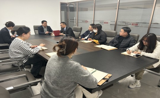 15.康养地产公司召开2024年度金沙js800000视野通讯员工作会议_副本.jpg